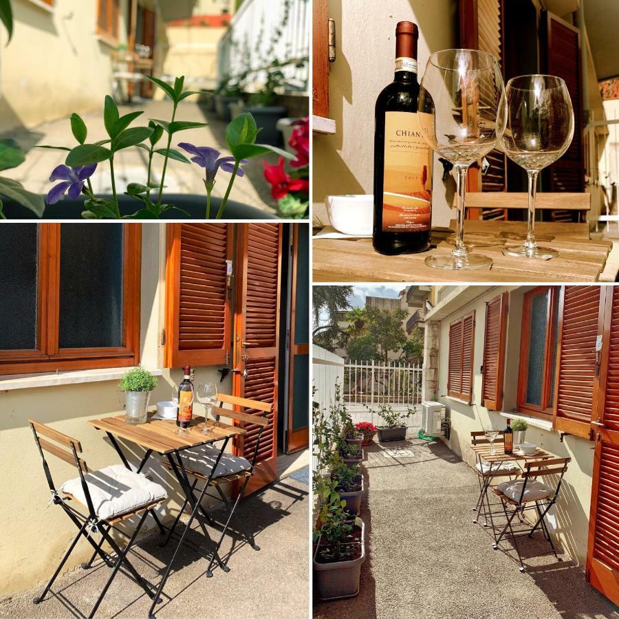 Open The Classic Wooden Shutters At A Cozy City Nest Florence Luaran gambar